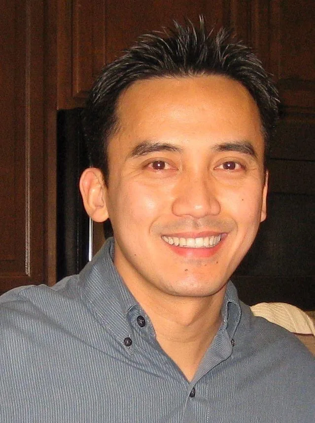 Dr. Ryan Le